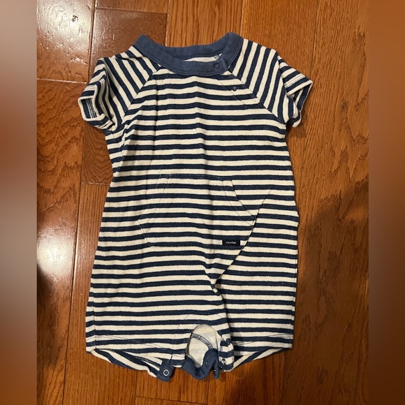 GAP Other - GAP Baby like new Navy and Cream Striped Baby Outfit